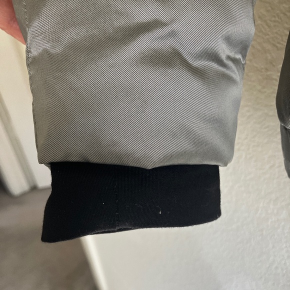 Athleta down jacket pewter/silver, size XS - Picture 4 of 8